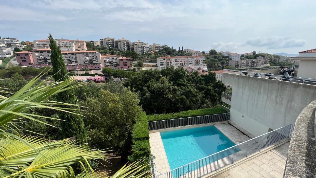 La Villa Ondine - Spacieux Appartement Sur Les Collines Nicoises - Piscine - 2 Parkings - Clim - Wifi Nice Dış mekan fotoğraf
